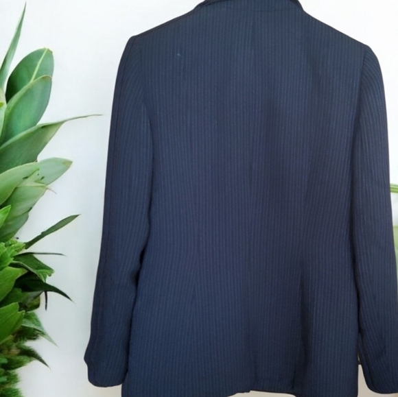 🔥Tahari Arthur S Levin Womens Suit Jacket Size 6 (Black w/stripes)🔥 - Picture 2 of 5